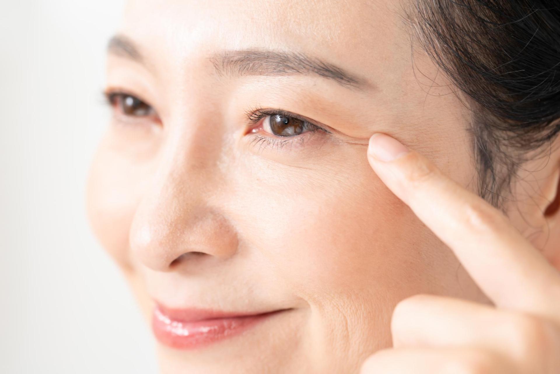 50代からの眉毛ケア | 静岡県浜松のまつ毛パーマならBonny Eye